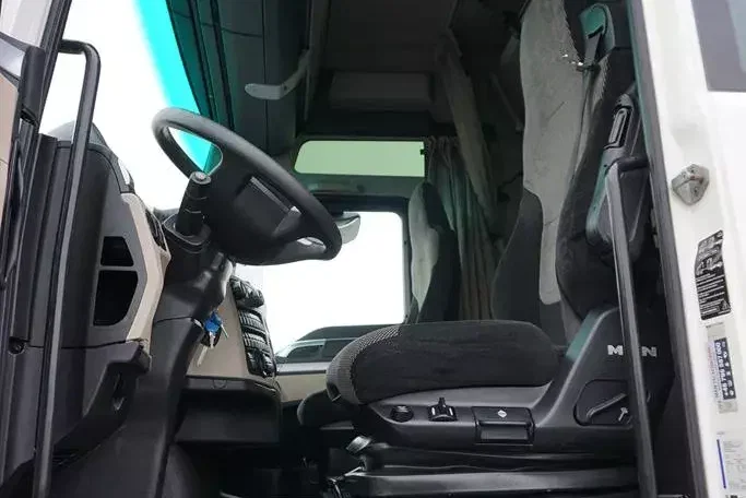 MAN TGX / 18.470 / ACC / EURO 6 / XXL / RETARDER zdjęcie 7
