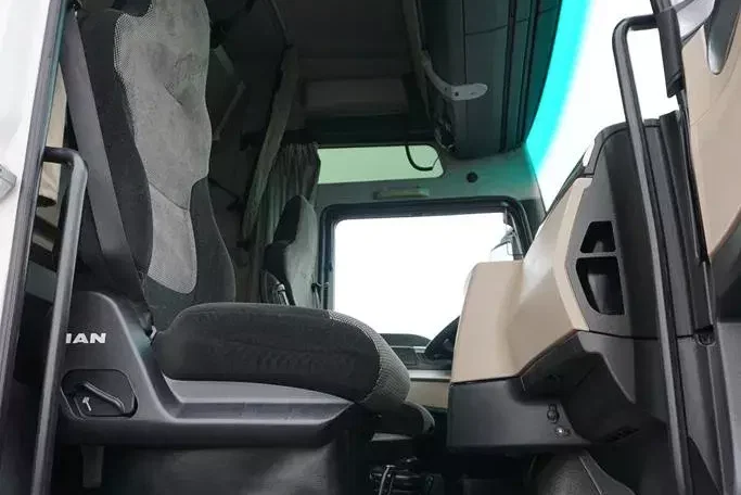 MAN TGX / 18.470 / ACC / EURO 6 / XXL / RETARDER zdjęcie 8