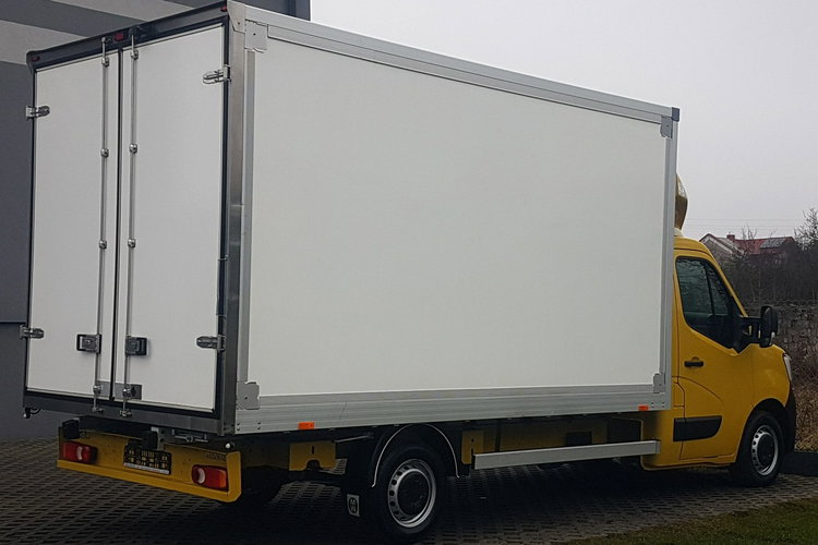 Renault Master KONTENER 8EP 4.22x2.23x2.23 KLIMA MANUAL KRAJOWY 6-BIEGÓW zdjęcie 4