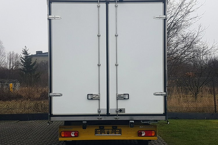 Renault Master KONTENER 8EP 4.22x2.23x2.23 KLIMA MANUAL KRAJOWY 6-BIEGÓW zdjęcie 16