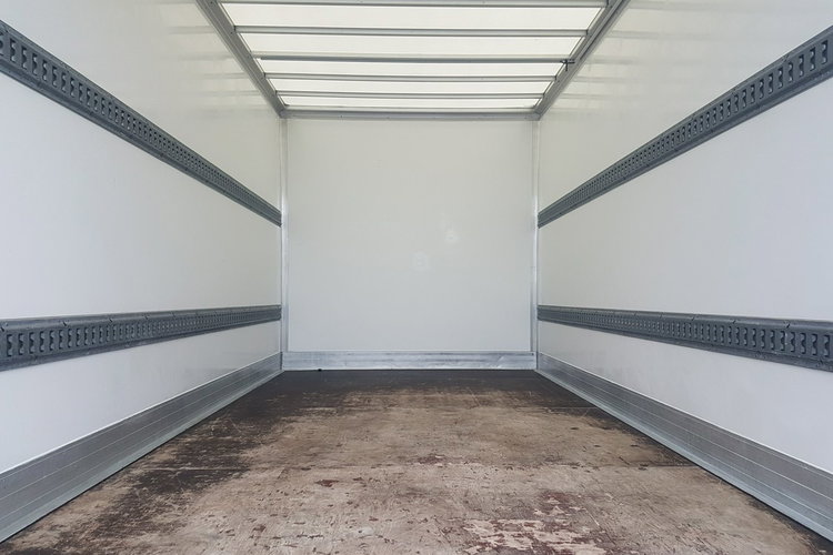 Renault Master KONTENER 8EP 4.22x2.23x2.23 KLIMA MANUAL KRAJOWY 6-BIEGÓW zdjęcie 18