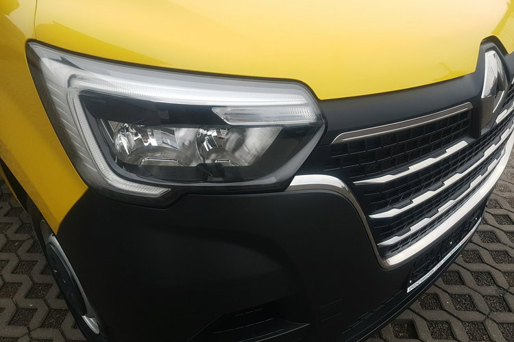 Renault Master KONTENER 8EP 4.22x2.23x2.23 KLIMA MANUAL KRAJOWY 6-BIEGÓW zdjęcie 33