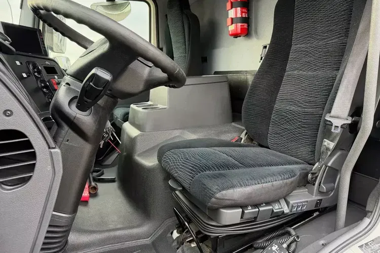 Mercedes ATEGO 1223 CHŁODNIA zdjęcie 9