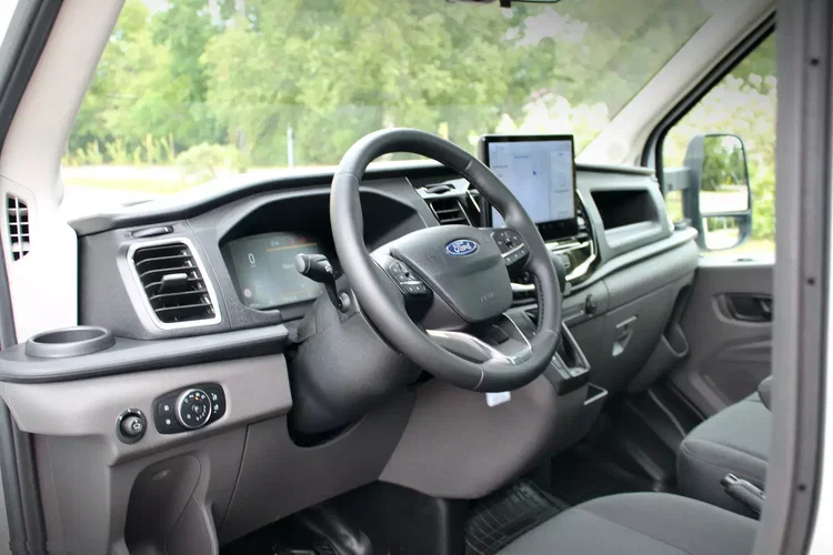 Ford Transit bliźniak wywrot / wywrotka trójstronna zdjęcie 18