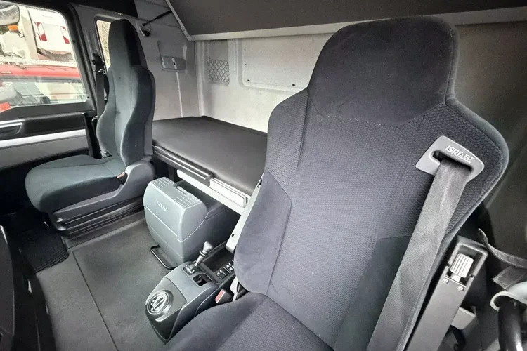 MAN TGX 24.440 6X2 E6 Przyczepa G.T.S PTT18S Tandem Zestaw 120 m3 zdjęcie 22