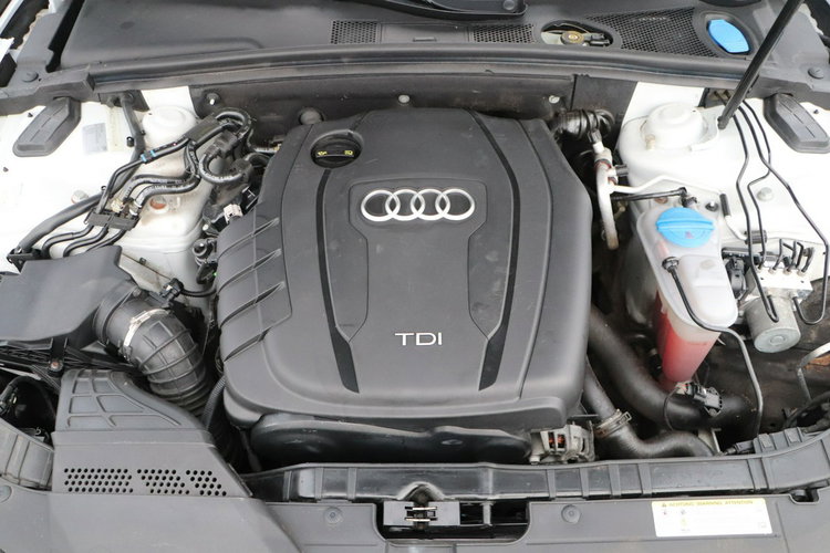 Audi A5 AUTOMAT, navi, skóra, quattro, alu, zarejestrowany zdjęcie 11