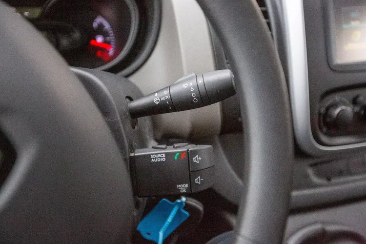 Renault Trafic L2H1 BRYGADOWY 5-OSÓB 125KM zdjęcie 11