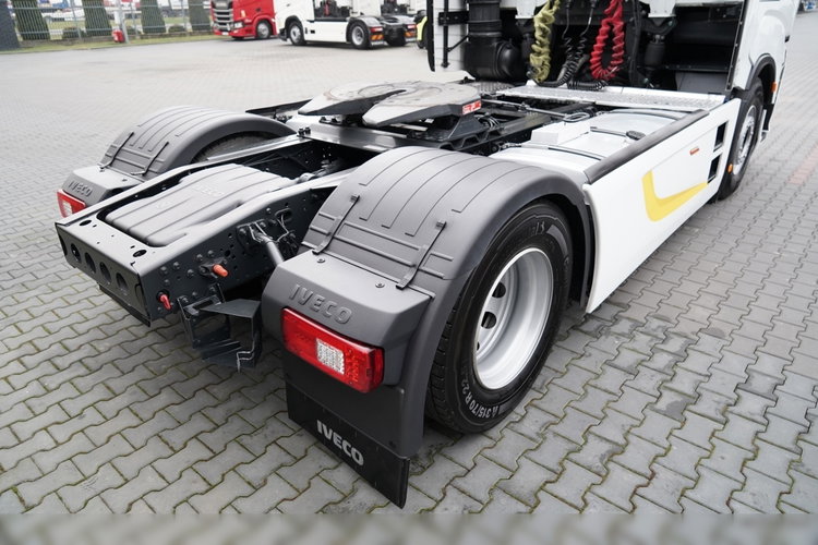 Iveco S-WAY / 510 / RETARDER / KLIMA POSTOJOWA zdjęcie 15