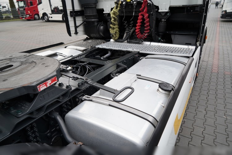 Iveco S-WAY / 510 / RETARDER / KLIMA POSTOJOWA zdjęcie 16