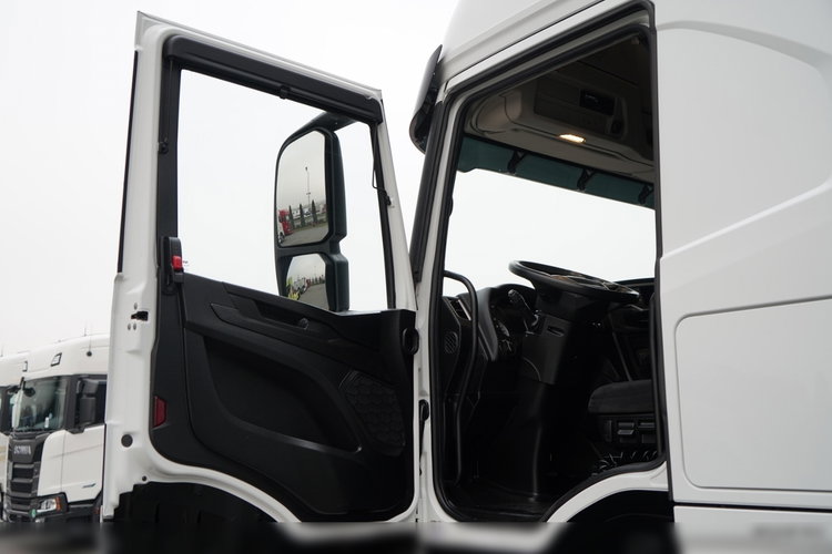 Iveco S-WAY / 510 / RETARDER / KLIMA POSTOJOWA zdjęcie 24