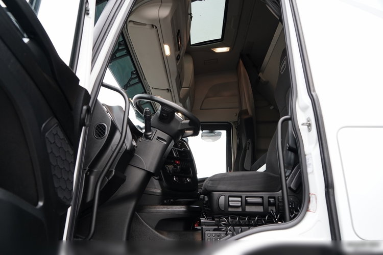 Iveco S-WAY / 510 / RETARDER / KLIMA POSTOJOWA zdjęcie 25