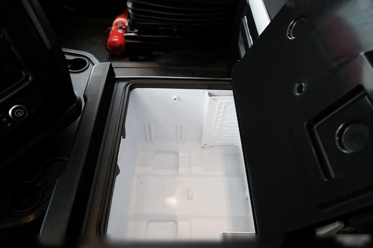 Iveco S-WAY / 510 / RETARDER / KLIMA POSTOJOWA zdjęcie 28