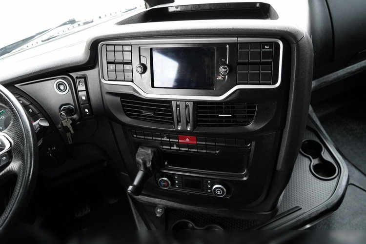 Iveco S-WAY / 510 / RETARDER / KLIMA POSTOJOWA zdjęcie 32