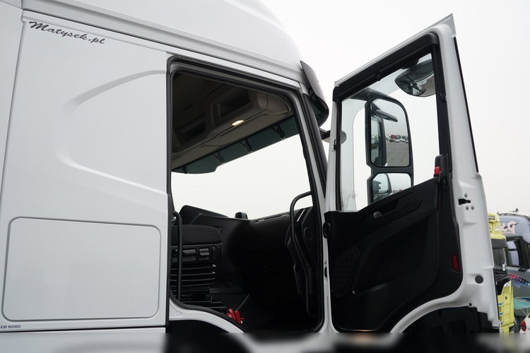 Iveco S-WAY / 510 / RETARDER / KLIMA POSTOJOWA zdjęcie 38