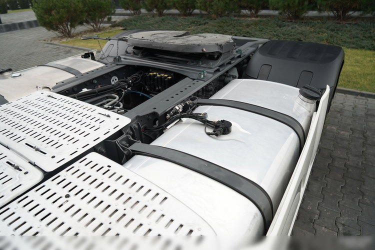 DAF XF 480 / SUPER SPACE CAB / KLIMA POSTOJOWA / zdjęcie 12