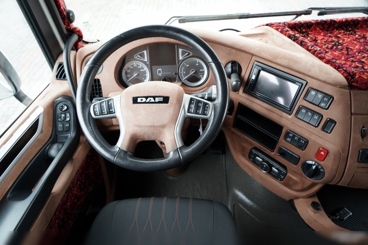 DAF XF 480 / SUPER SPACE CAB / KLIMA POSTOJOWA / zdjęcie 29