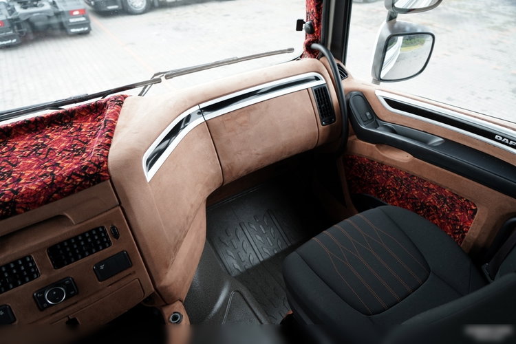 DAF XF 480 / SUPER SPACE CAB / KLIMA POSTOJOWA / zdjęcie 32