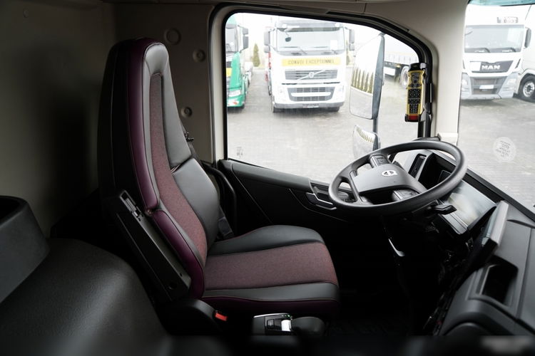 Volvo FMX 460 / 8x4 / WYWROTKA TYLNOZSYPOWA / MEILLER KIPPER / EURO 6 / zdjęcie 36