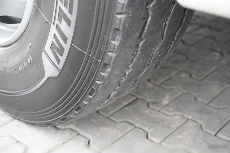 MAN TGS 35.420 / 8x4 / WYWROTKA 2 STRONNA  / HYDROBURTA /  BORDMATIC / AUTOMAT  zdjęcie 29