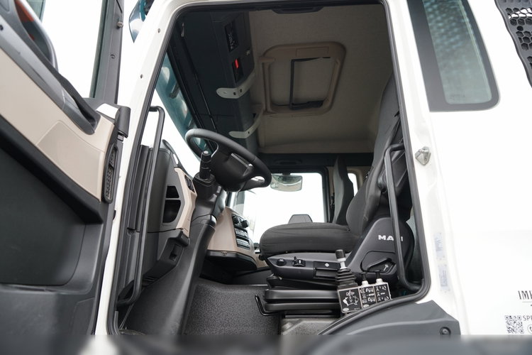 MAN TGS 35.420 / 8x4 / WYWROTKA 2 STRONNA  / HYDROBURTA /  BORDMATIC / AUTOMAT  zdjęcie 36