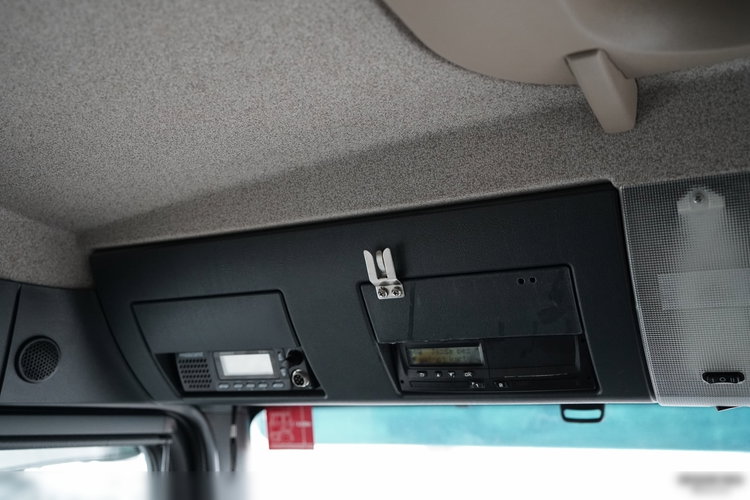 MAN TGS 35.420 / 8x4 / WYWROTKA 2 STRONNA  / HYDROBURTA /  BORDMATIC / AUTOMAT  zdjęcie 44