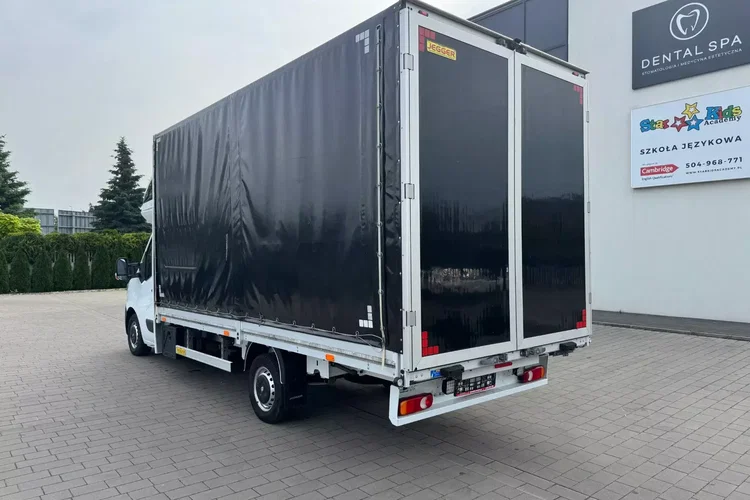 Renault Master zdjęcie 2