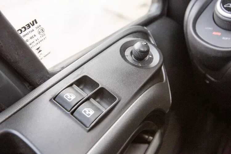 Iveco Daily 3.0 HI MATIC automat L4H3 WYSOKI DACH 35S18 zdjęcie 14