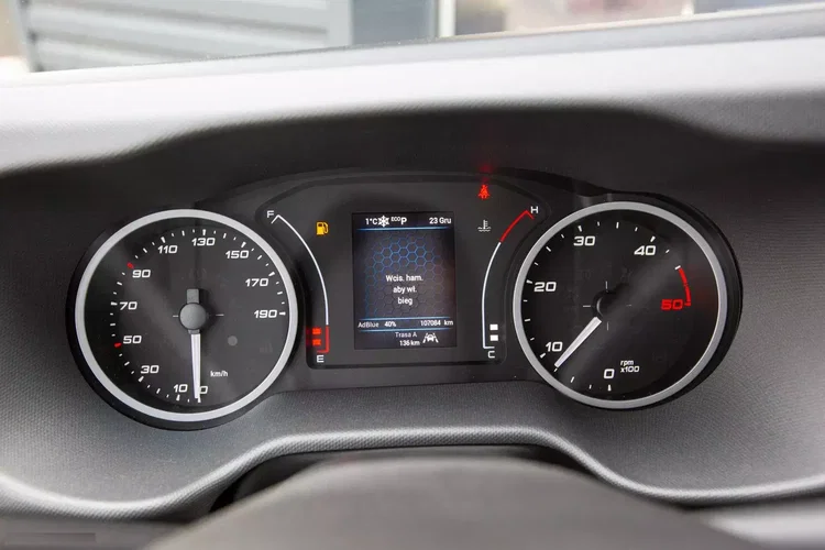 Iveco Daily 3.0 HI MATIC automat L4H3 WYSOKI DACH 35S18 zdjęcie 15