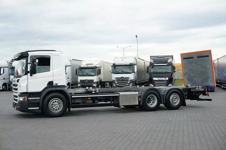 Scania P 410 / ACC / E 6 / BDF + WINDA / 7.15 , 7.45, 7.82 M / OŚ SKRĘTNA zdjęcie 3