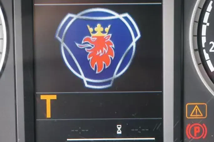 Scania G 490 / 6 X 2 / SKRZYNIOWY + HDS / HMF 3220 K7 / WYSIĘG 18.9 M zdjęcie 12