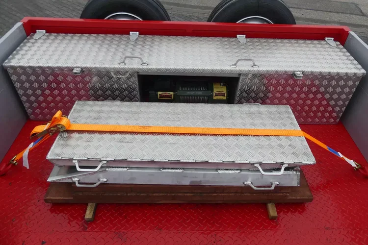 JANMIL NISKOPODWOZIOWA / FABRYCZNIE NOWA / BOGATE WYPOSAŻENIE / zdjęcie 28