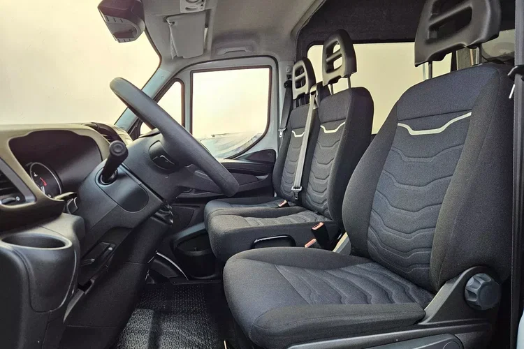 Iveco 35s16 L3H2 104900zł NETTO Brygadówka 6-cio osobowa 2.3HPi/160KM zdjęcie 16