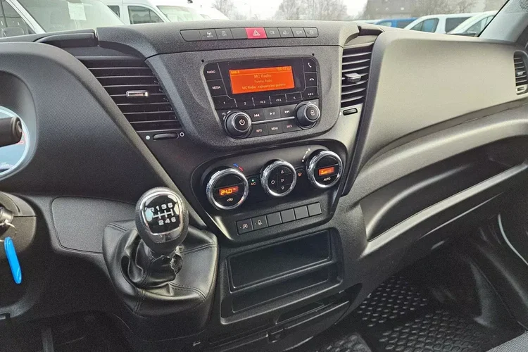 Iveco 35s16 L3H2 104900zł NETTO Brygadówka 6-cio osobowa 2.3HPi/160KM zdjęcie 21