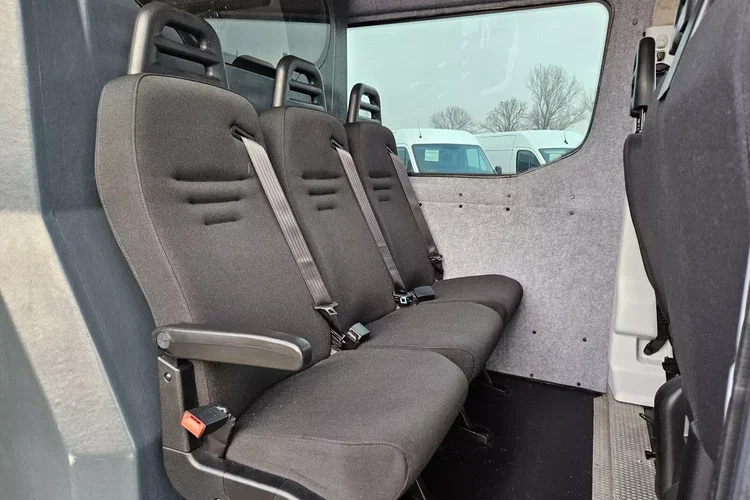 Iveco 35s16 L3H2 104900zł NETTO Brygadówka 6-cio osobowa 2.3HPi/160KM zdjęcie 29
