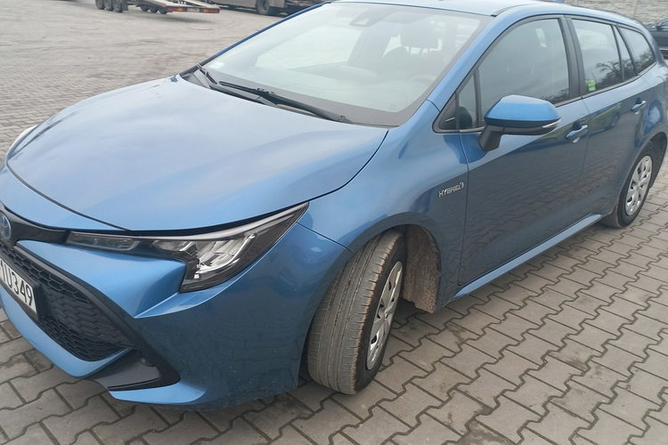 Toyota Corolla E-CVT 1.8Hybryda FV23% 45.4 netto Aktywny Tempomat Climatronik SalonPL zdjęcie 3