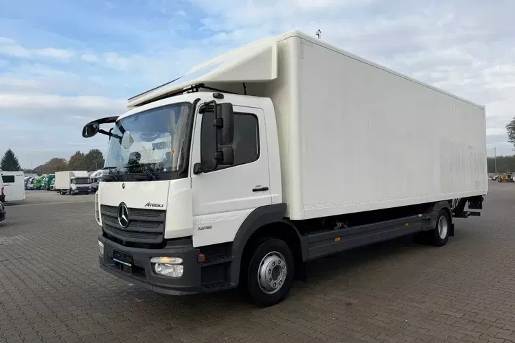 Mercedes ATEGO 1318 IZOTERMA 20 PALET zdjęcie 2
