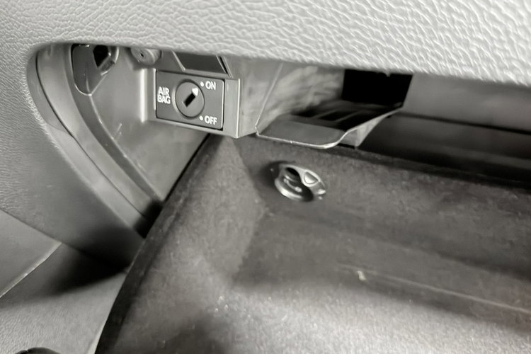 Volkswagen Golf 1.4 TSI 160KM Comfortline Alu 16 Klima PDC przód tył Navi F-VAT 23% zdjęcie 22