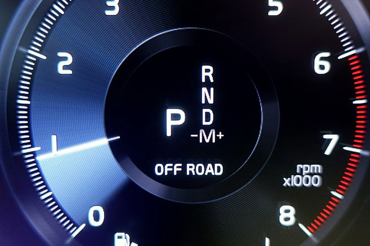 Volvo XC 40 EL.Klapa+NAVI+Kamera+PODGRZ.Kier+Fotele1WŁ KRAJOWY GWAR. Bezwyp F23% 4x2 zdjęcie 31