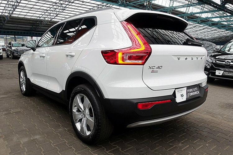 Volvo XC 40 EL.Klapa+NAVI+Kamera+PODGRZ.Kier+Fotele1WŁ KRAJOWY GWAR. Bezwyp F23% 4x2 zdjęcie 75