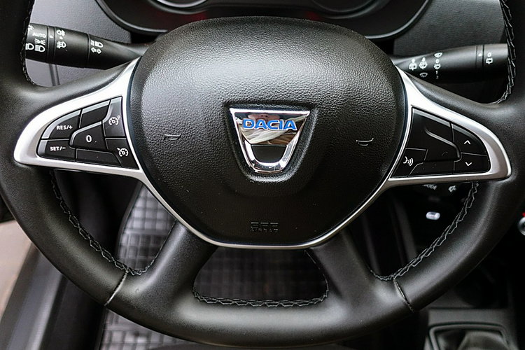 Dacia Duster Led+NAVI+Tempomat+Parktronic BEZWYPADKOWY KRAJOWY 1WŁ F23% 4x2 zdjęcie 15
