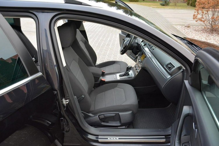Volkswagen Passat 2.0TDI (177KM) 4-Motion bi-Xenon Ledy Navi 2xParktronic Aso z Niemiec zdjęcie 18
