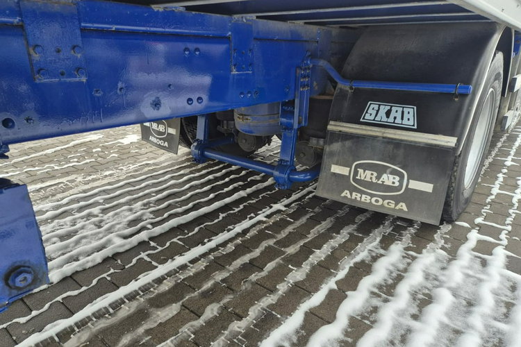 FM7 - DO BYDŁA I KONI Volvo FM 7 / DO PRZEWOZU BYDŁA I KONI / 5 MIEJSC DLA KONI zdjęcie 18