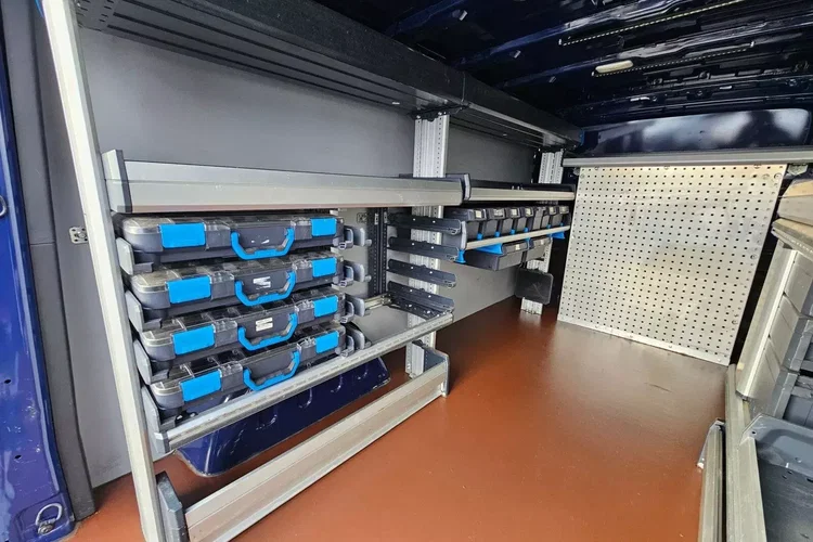 Renault Trafic L2H1 64900zł NETTO Zabudowa warsztatowa 2.0dCi/120KM zdjęcie 19