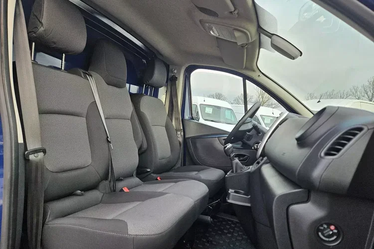 Renault Trafic L2H1 64900zł NETTO Zabudowa warsztatowa 2.0dCi/120KM zdjęcie 31