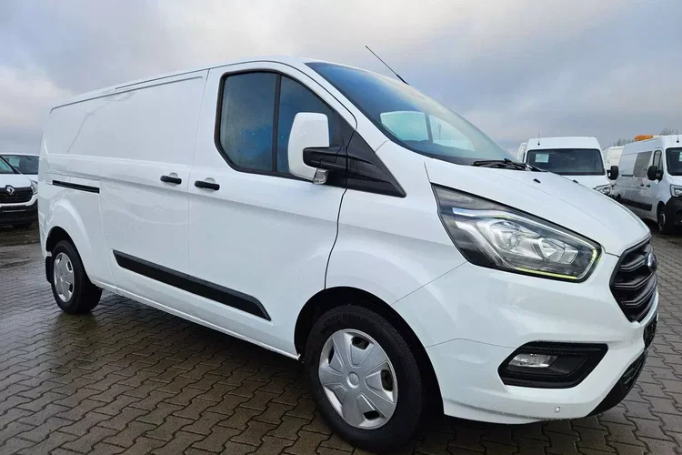 Ford transit-custom L2H1 59900zł NETTO 2.0TdCi/170KM zdjęcie 3