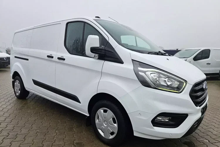 Ford transit-custom L2H1 64999zł NETTO Zabudowa warsztatowa 2.0TdCi/131KM zdjęcie 3