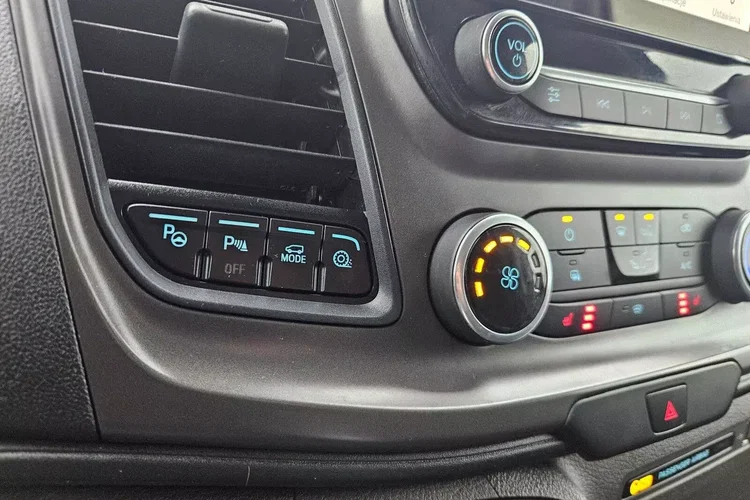 Ford transit-custom L2H1 64999zł NETTO Zabudowa warsztatowa 2.0TdCi/131KM zdjęcie 32