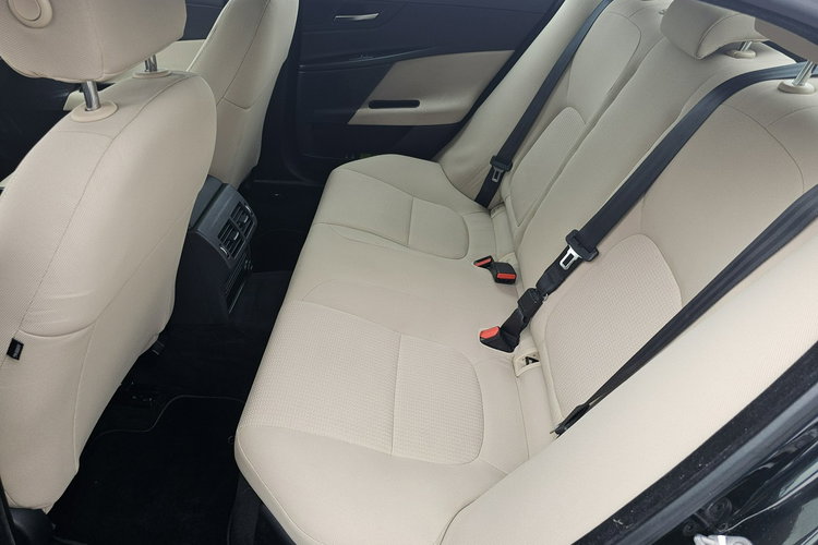 Jaguar XE model 2016, polski salon, serwis, nowy rozrząd, zdjęcie 28