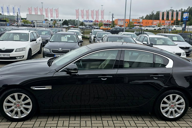 Jaguar XE model 2016, polski salon, serwis, nowy rozrząd, zdjęcie 5