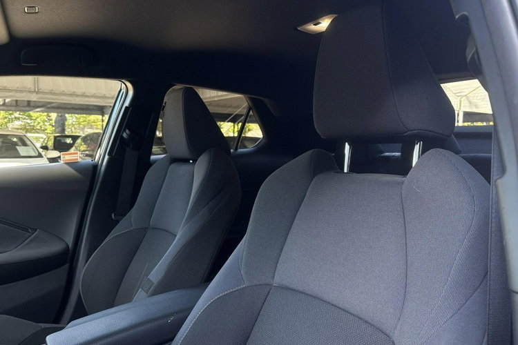 Toyota C-HR 1.8 HSD 140KM STYLE, salon Polska, gwarancja, FV23% zdjęcie 29